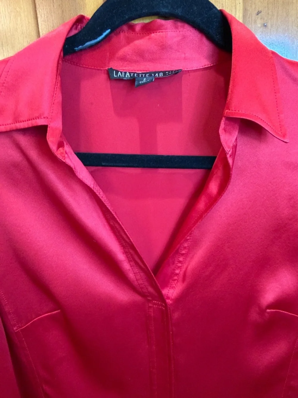 Lafayette 148 New York Stunning Red 100% Silk Pullover Blouse, 2 - Luxury, Chic - Picture 4 of 10